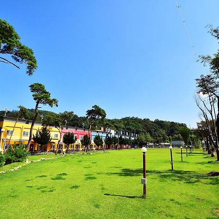 Sungbo Youth Hostel Mungyeong Exterior foto