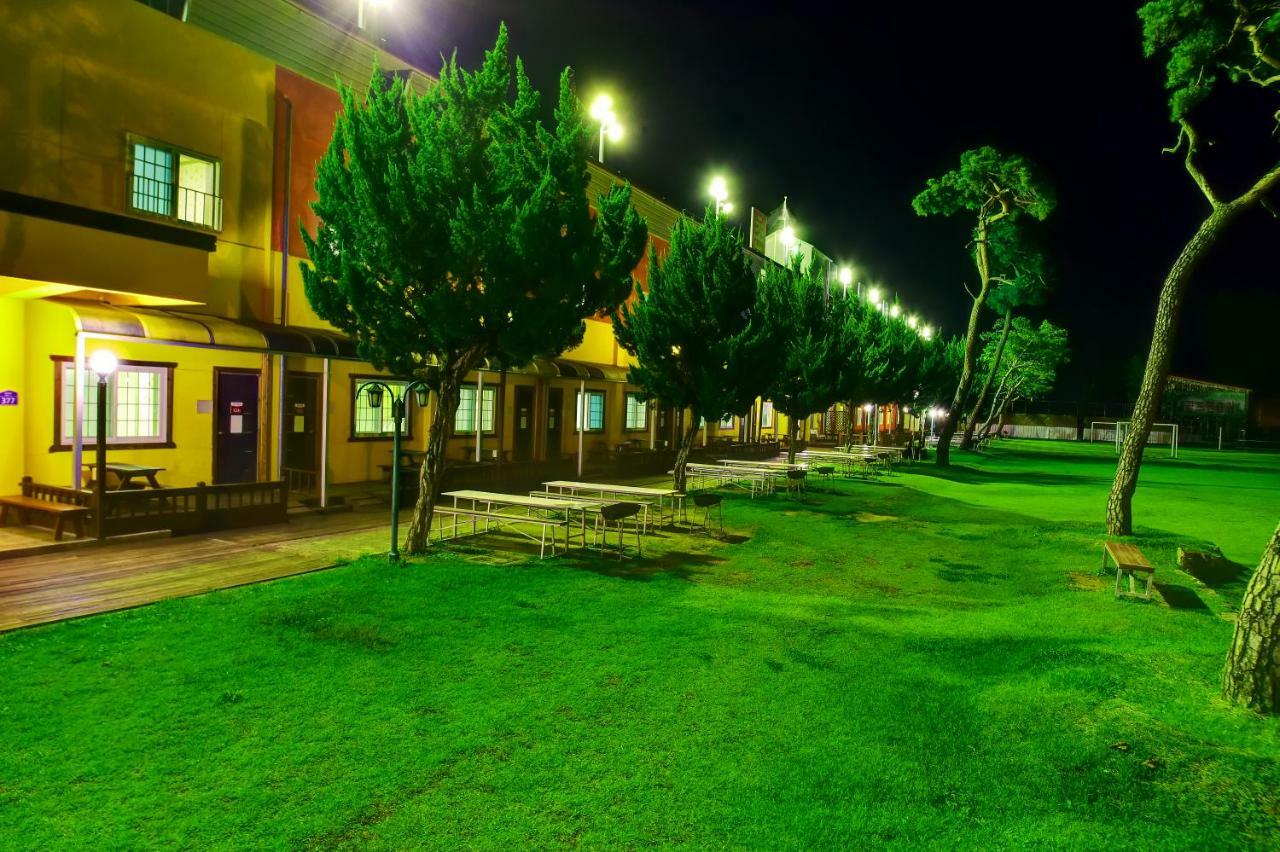 Sungbo Youth Hostel Mungyeong Exterior foto