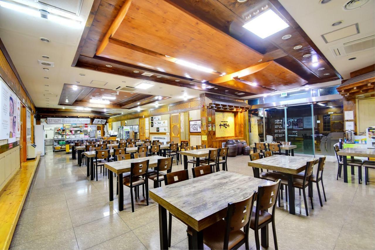 Sungbo Youth Hostel Mungyeong Exterior foto